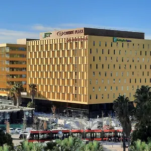 מלון Express - - Grand Arenas By Ihg